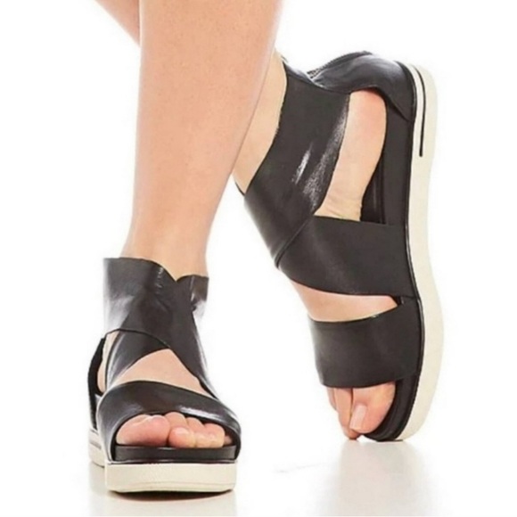 Eileen Fisher Black‎ Sport LT Sandals